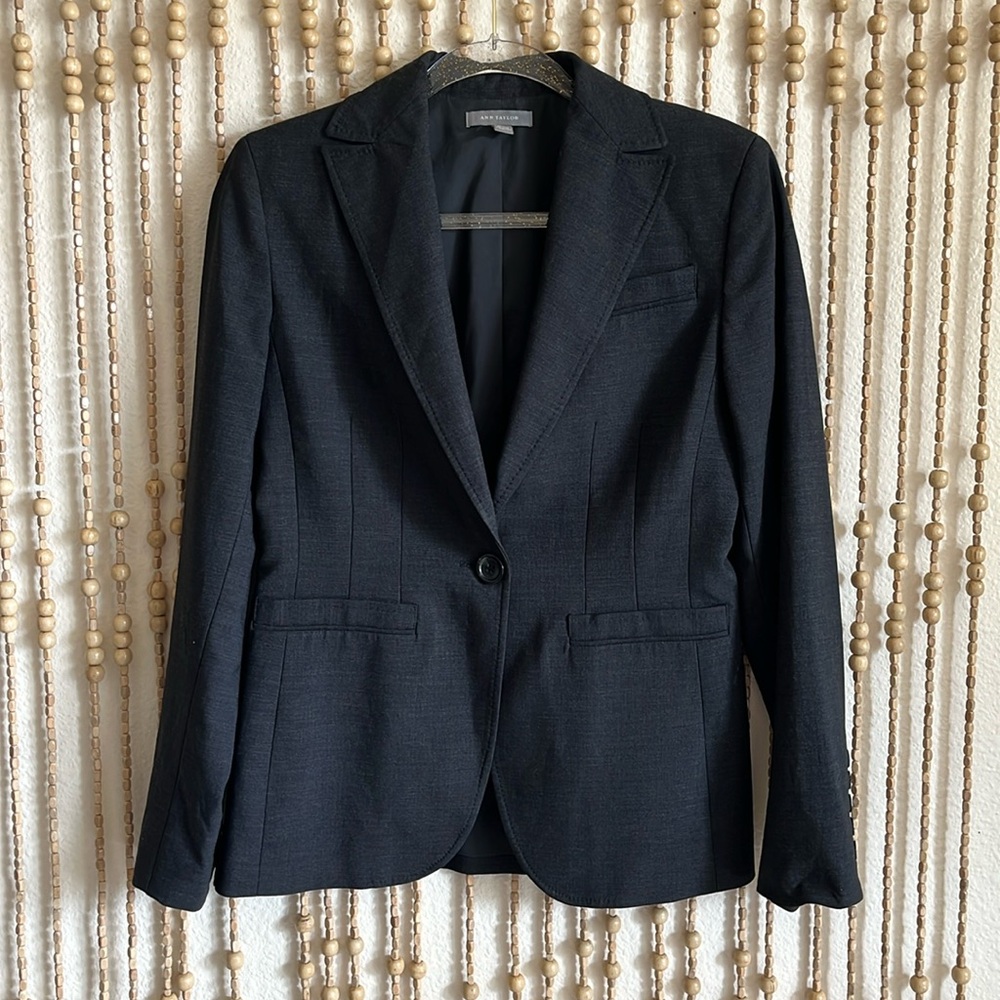 Ann Taylor Dark Gray Wool Career Work Preppy Academia Long Sleeve Blazer Jacket